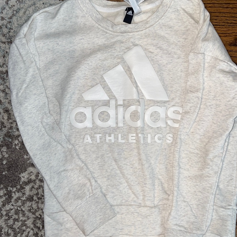 Adidas crewneck